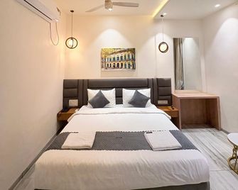 Hotel Moti Mahal - Ambikāpur - Bedroom