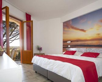 Perla Del Golfo Resort - Terrasini - Chambre