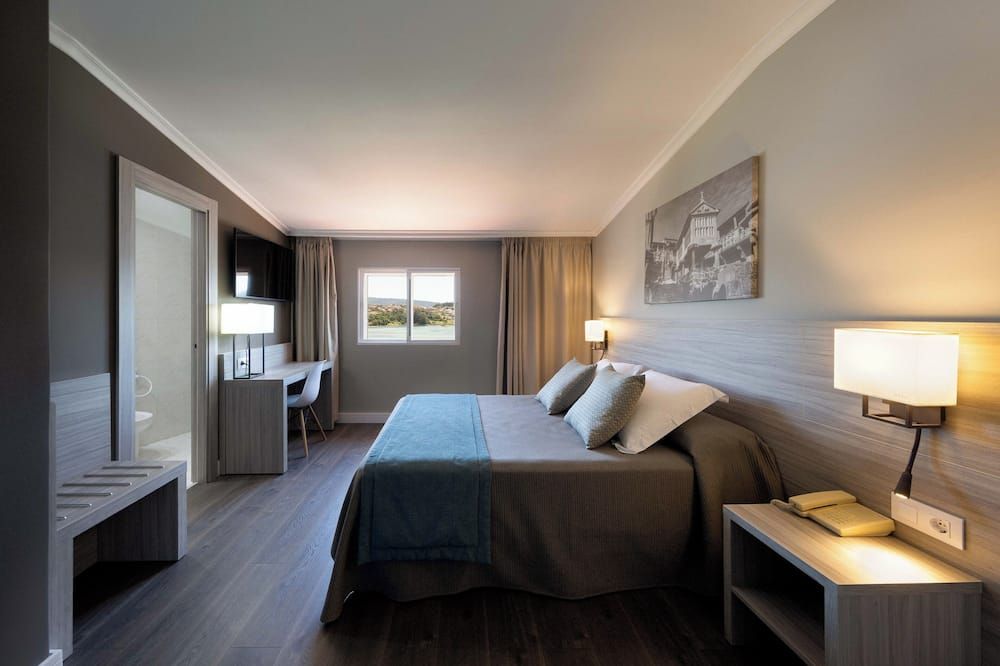 Hotel Combarro - Poio