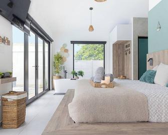 Fiji At Brusi Romantic Villa With Beach Style Pool (For Couples). - Camuy - Habitación