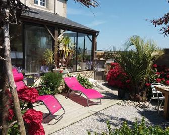 House sea view and countryside in a small village - Sibiril - Patio