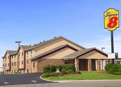 Super 8 by Wyndham Collinsville St. Louis - Collinsville - Gebouw