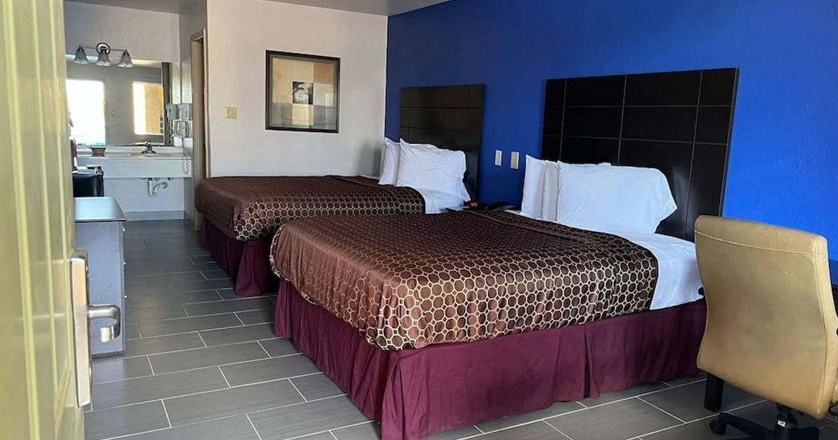 Country Hill Inn And Suites 109. Eagle Pass Hotel Deals & Reviews KAYAK