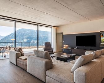 Arua Private Spa Villas - 蒂魯羅 - 客廳