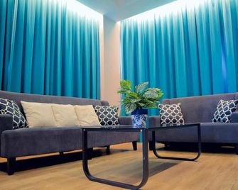 G5 Hotel & Serviced Apartment - ג'והור באהרו - סלון
