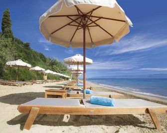 Camvillia Resort Messinia - Vounaria - Pláž