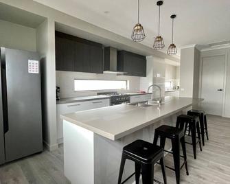 Somerset On Murray - Inverloch - Kitchen