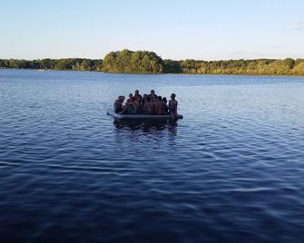 The Hilltop Hideaway on Little Long Lake - Fremont - Outdoor view