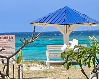 Villa By The Sea - Steps To The Beach - Chef Services Included - Duncans - Beach