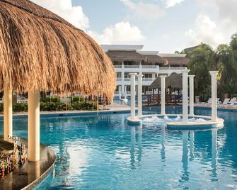 Grand Riviera Princess All Suites & Spa Resort - Playa del Carmen - Zwembad