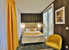 VIP Apartments - Bratislava - Bedroom
