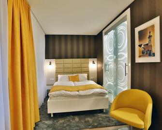 VIP Apartments - Bratislava - Camera da letto