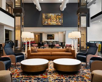 HIlton Garden Inn Charleston Waterfront/Downtown - צ'רלסטון - טרקלין