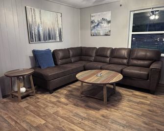 Family-Friendly 3BR Gem in Philadelphia – Your Home Away from Home! - Philadelphia - Sala de estar