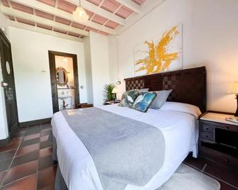 On Acebuchal 23 - El Rocío - Habitación