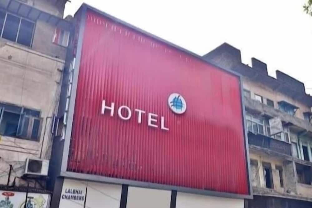 هوتل مانيلا - أحمد أباد - مبنى