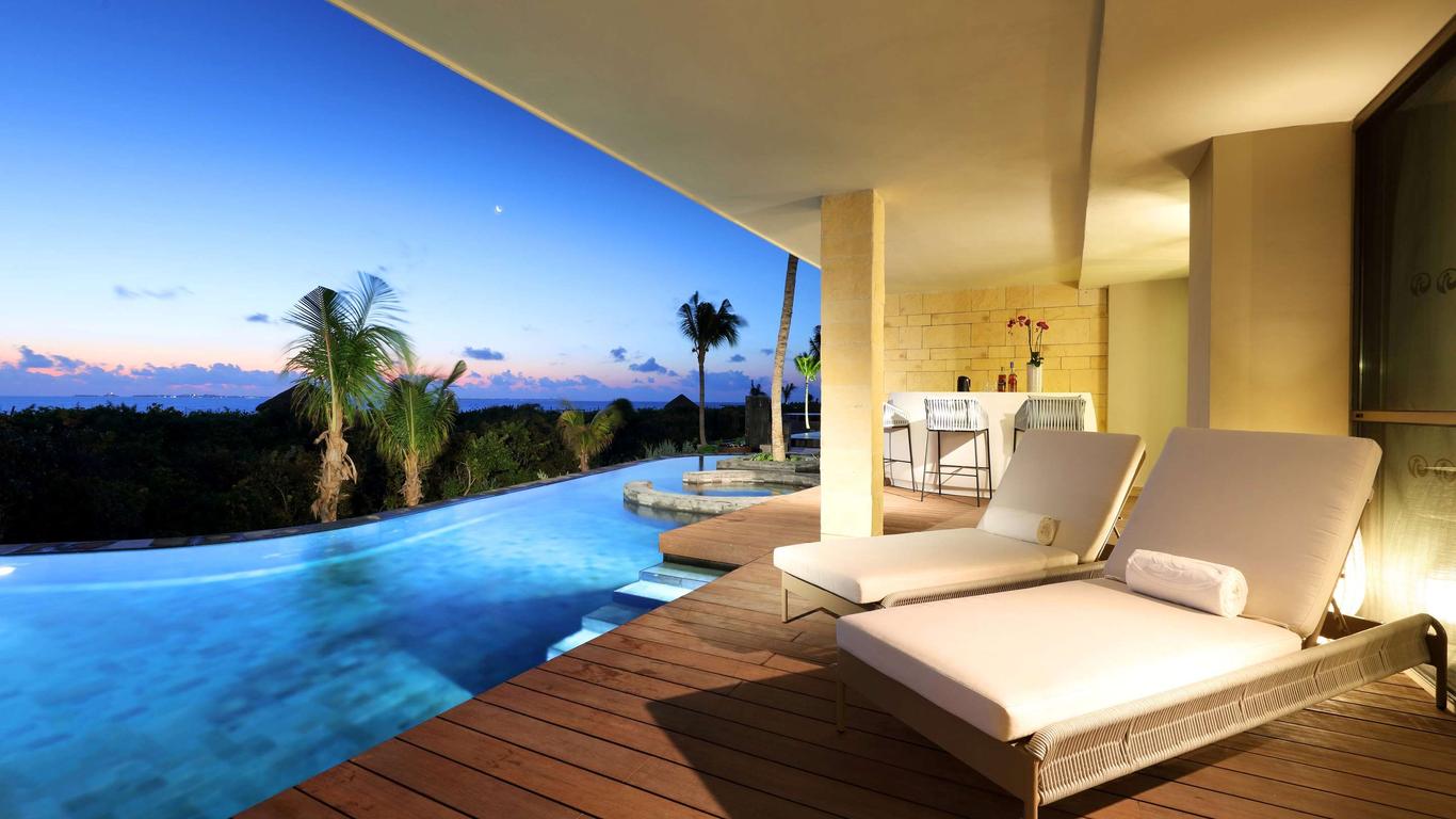 Grand Palladium Select Costa Mujeres