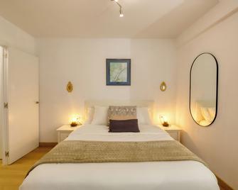 Oviedo Centro Apartastur26, en calle Gascona - Oviedo - Bedroom