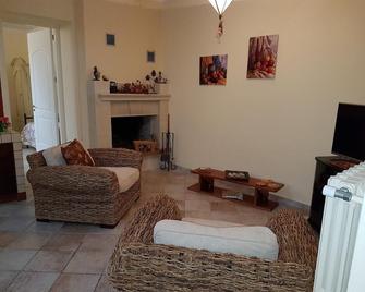 B&B Verardo - Specchia - Living room