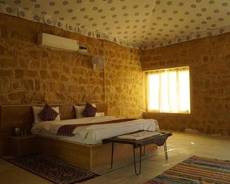 Desert Abu Safari - Jaisalmer - Phòng ngủ