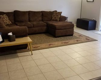 Private Basement Apartment - Athens - Salon