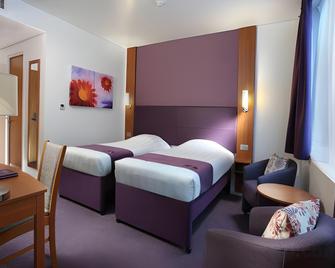 Premier Inn Aberdeen South Portlethen - Aberdeen - Bedroom