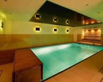 Burg-Hotel - Obermoschel - Pool