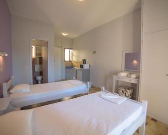 Lena Studios - Sidari - Bedroom