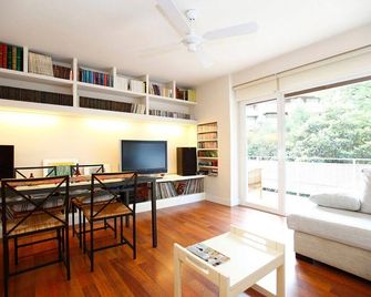 Urbanization Errezubi - Apartment for 6 people at 400 mts. of the beach. - Hondarribia - Wohnzimmer