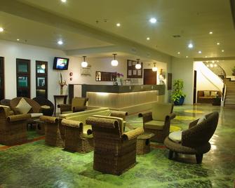 Momarco Forest Cove - Tanay - Lobby