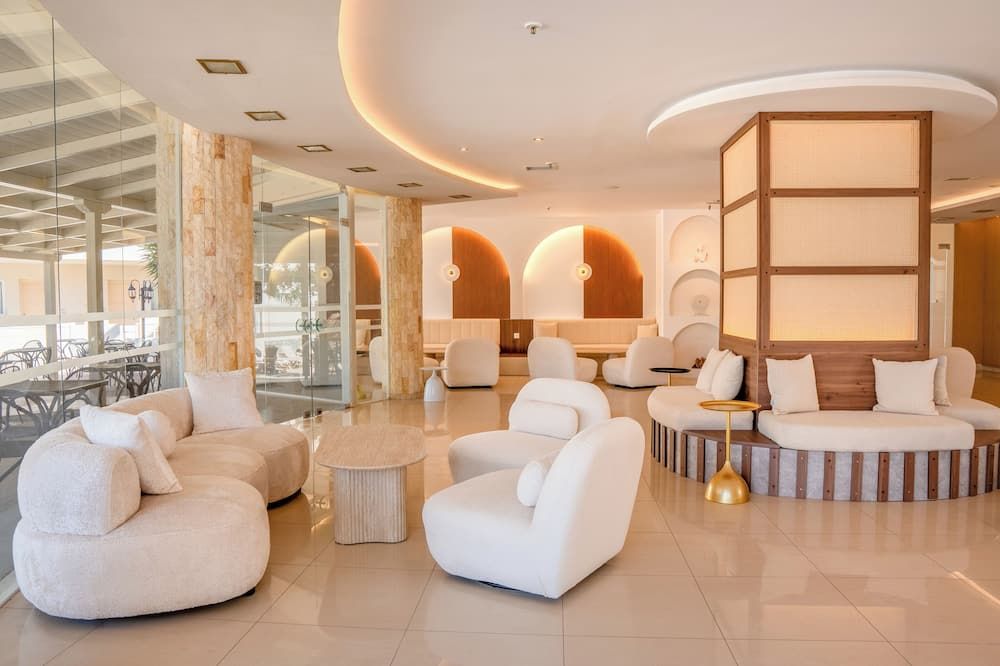 St Constantin Sea Hotel & Spa Resort