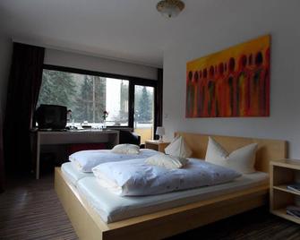 Hotel Talburg - Heiligenhaus - Bedroom