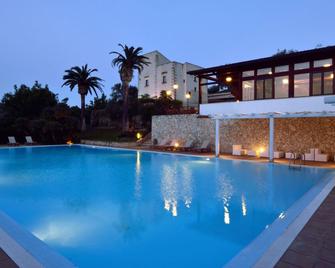 Agriturismo Torre Dei Preti - Peschici - Pool