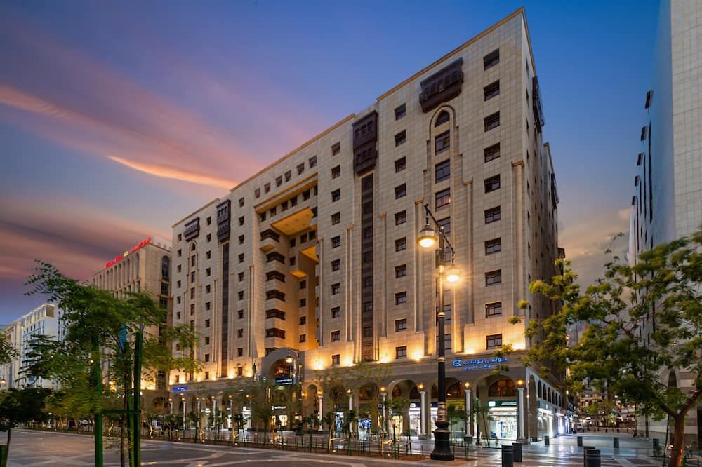 Golden Tulip Al Shakreen