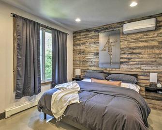 Elkhart Lake Townhome - 20 Mi to Sheboygan! - Elkhart Lake - Bedroom