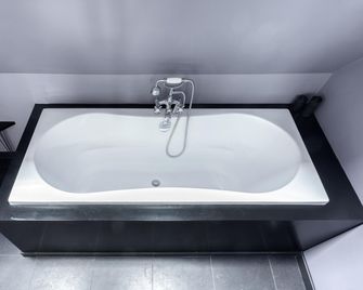 Bed and Breakfast The Rose - Haarlem - Bathroom