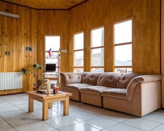 Hostal Alcázar - Puerto Natales - Sala de estar