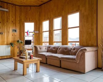 Hostal Alcazar - Puerto Natales - Wohnzimmer