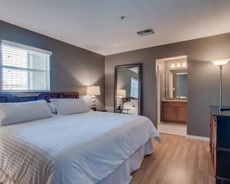 Riverfront Condo Walk to downtown Nashville with a view - Nashville - Habitación