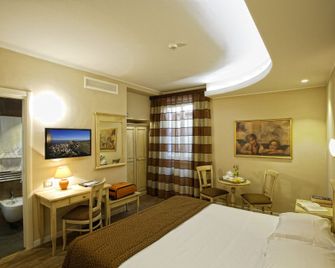 Hotel Porta Nuova - Asís - Habitación