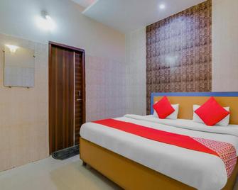 Collection O Goodwill Hotel - Jammu - Bedroom