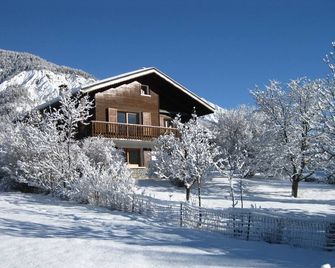 Large T2 On The Garden Level Of Chalet In Barcelonnette (04400) - Barcelonnette - Bâtiment