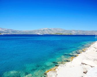 Lumbarda Resort Apartments - Lumbarda