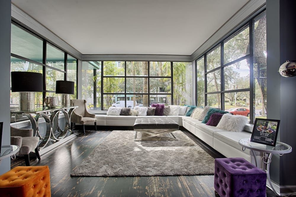 آفالون هوتل داون تاون سانت بطرسبرغ - سانت بيترسبورغ - غرفة معيشة