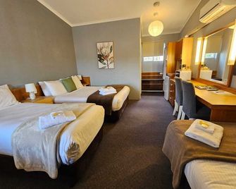 ووترفيو جوسفورد موتور إن - غوسفورد - غرفة نوم