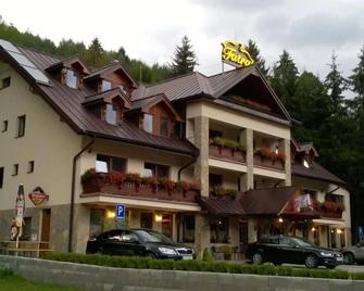 Garni Hotel Fatra - Terchová - Building
