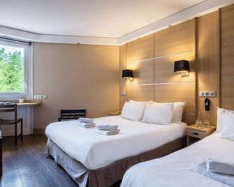 Hotel Novel Restaurant La Mamma - אנסי - חדר שינה