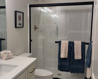 New Home Minutes to Kci Airport & Historic Weston - Platte City