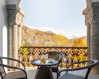 Jermuk Olympia Sanatorium - Jermuk - Balcone