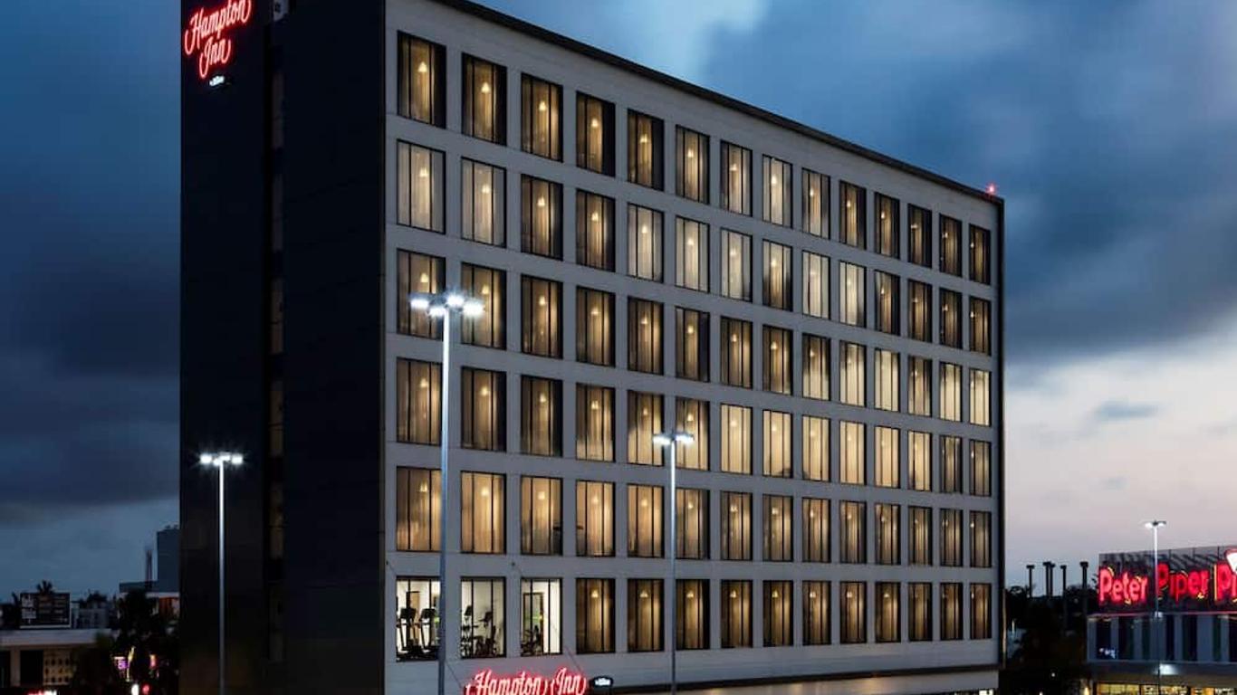 Hampton Inn by Hilton Cancun Cumbres